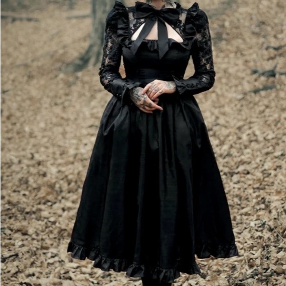 New Blackwood Castle Ophelia Dress
